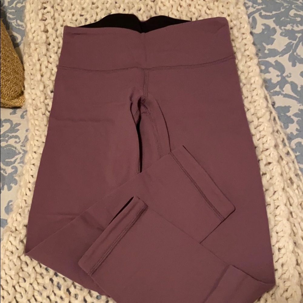 Lululemon Reversible Wonder Under Crop